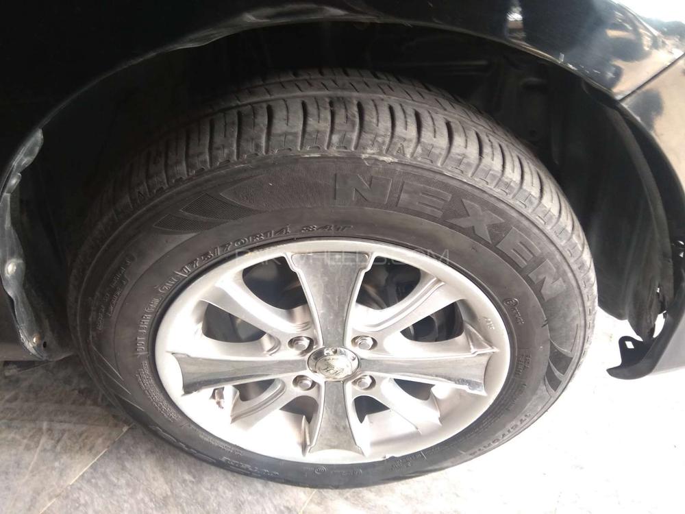 Toyota Vitz 2011 for Sale in Lahore Toyota Vitz 2011 for Sale in Lahore Image-4