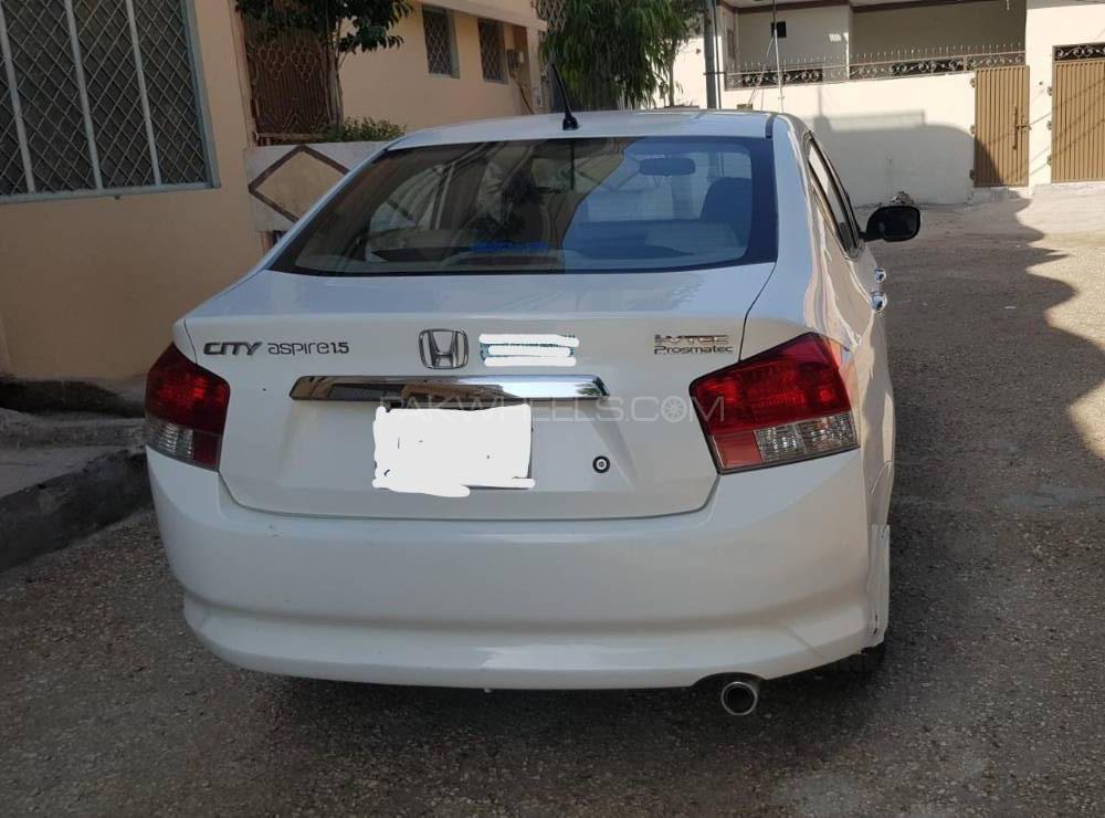 Honda City 2013 for Sale in Lahore Honda City 2013 for Sale in Lahore Image-4