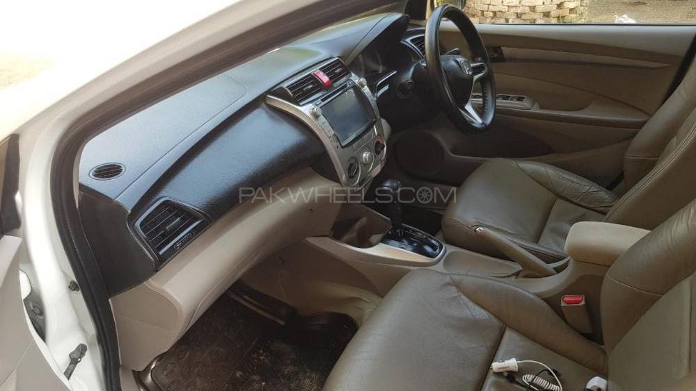 Honda City 2013 for Sale in Lahore Honda City 2013 for Sale in Lahore Image-8