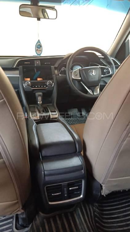 Honda Civic 2017 for Sale in Multan Honda Civic 2017 for Sale in Multan Image-6