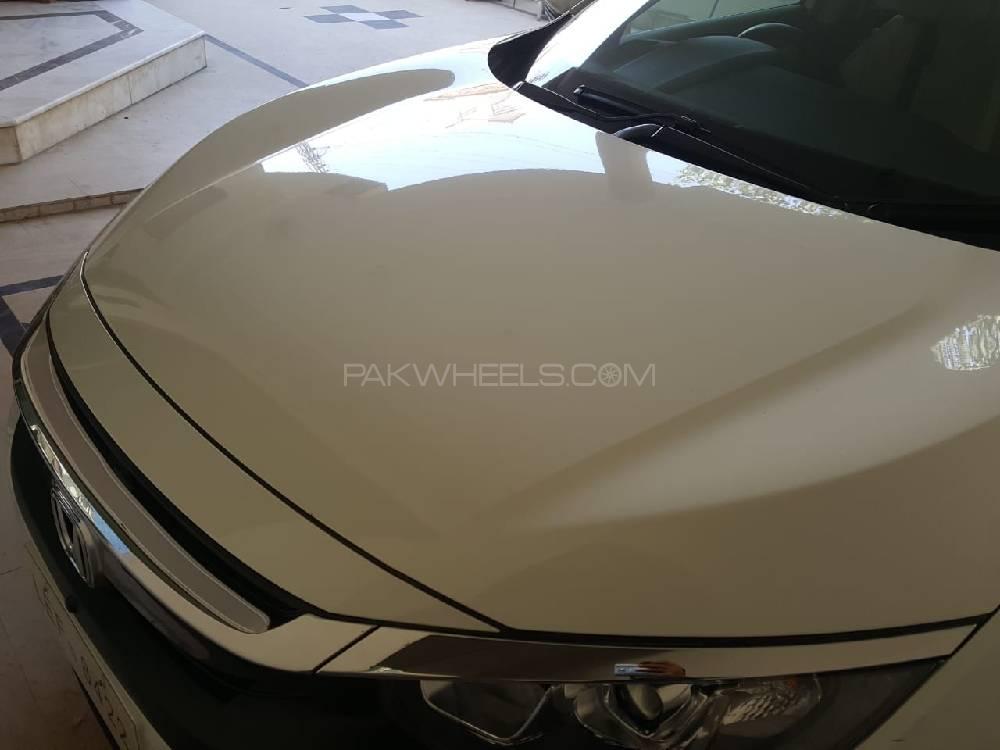 Honda Civic 2017 for Sale in Multan Honda Civic 2017 for Sale in Multan Image-12