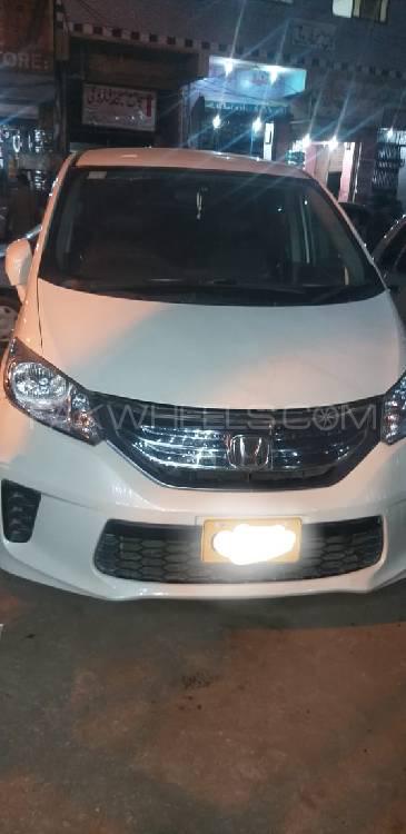 Honda Freed 2012 for Sale in Hyderabad Image-1