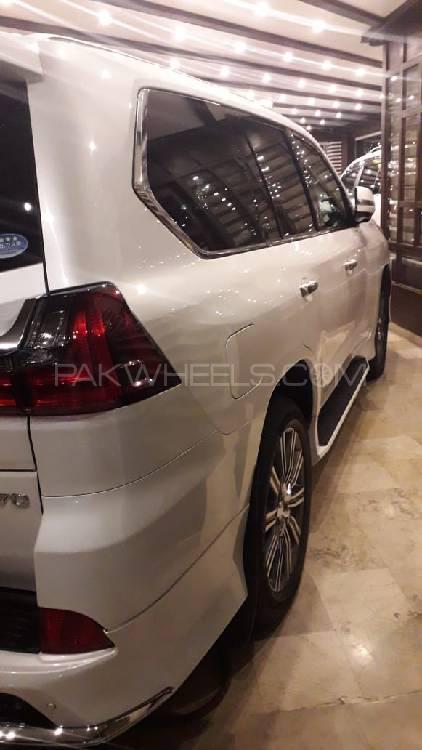 لیکزس ایل ایکس سیریز 2016 for Sale in اسلام آباد لیکزس ایل ایکس سیریز 2016 for Sale in اسلام آباد Image-12
