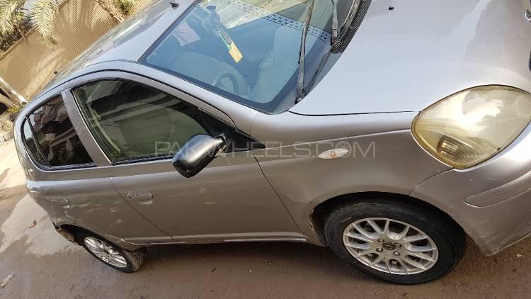 Toyota Vitz 2004 for Sale in Karachi Toyota Vitz 2004 for Sale in Karachi Image-6