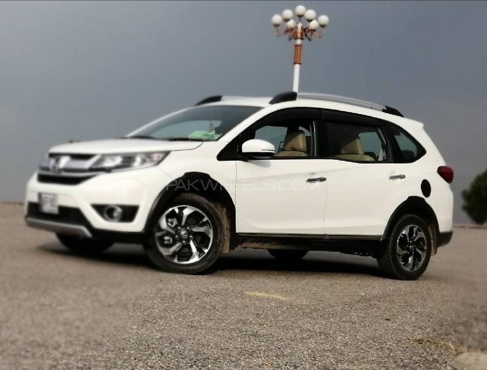 Honda BR-V 2017 for Sale in Islamabad Honda BR-V 2017 for Sale in Islamabad Image-3
