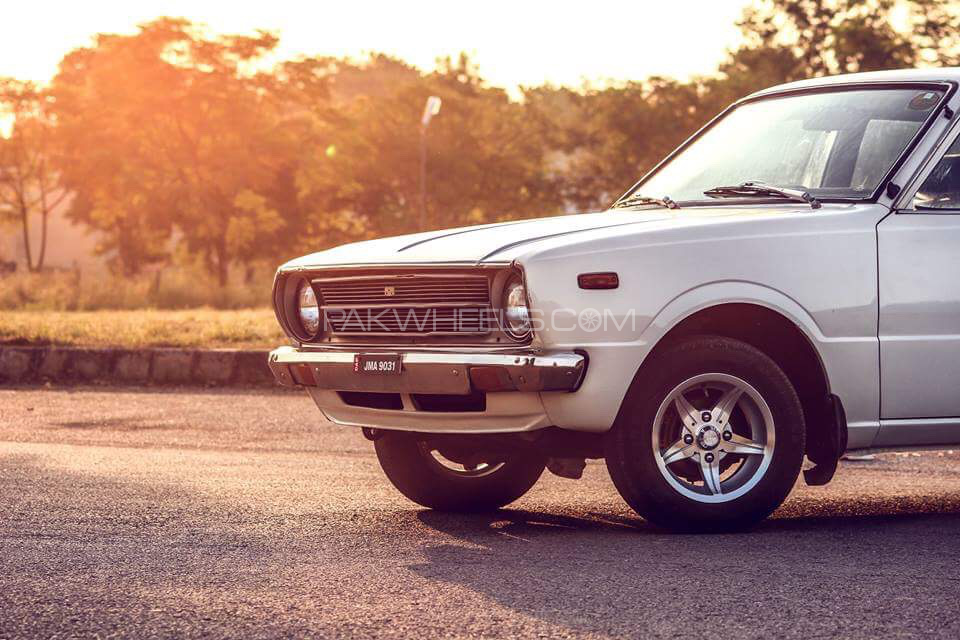 Toyota Corolla - 1977  Toyota Corolla - 1977  Image-4