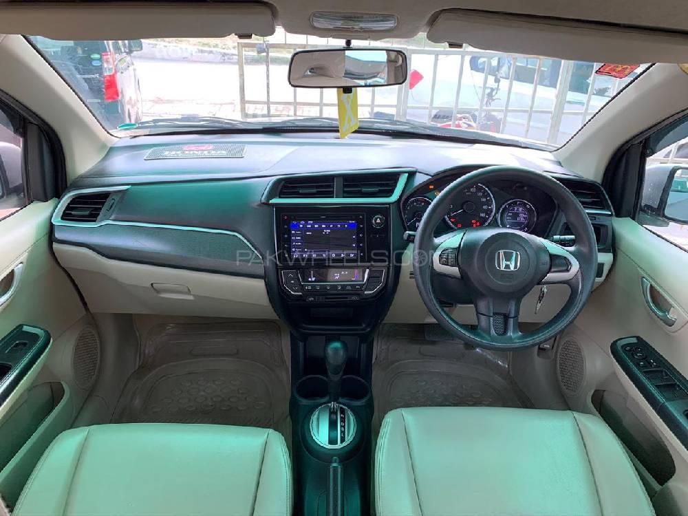 Honda BR-V 2017 for Sale in Lahore Honda BR-V 2017 for Sale in Lahore Image-3