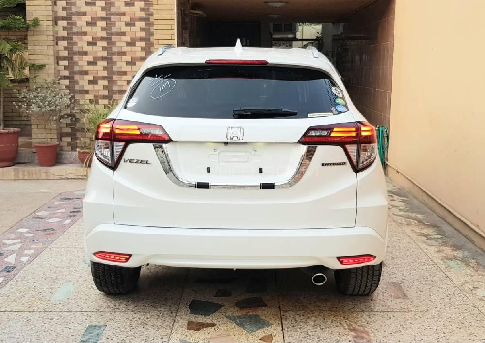 Honda Vezel 2015 for Sale in Gujranwala Honda Vezel 2015 for Sale in Gujranwala Image-11