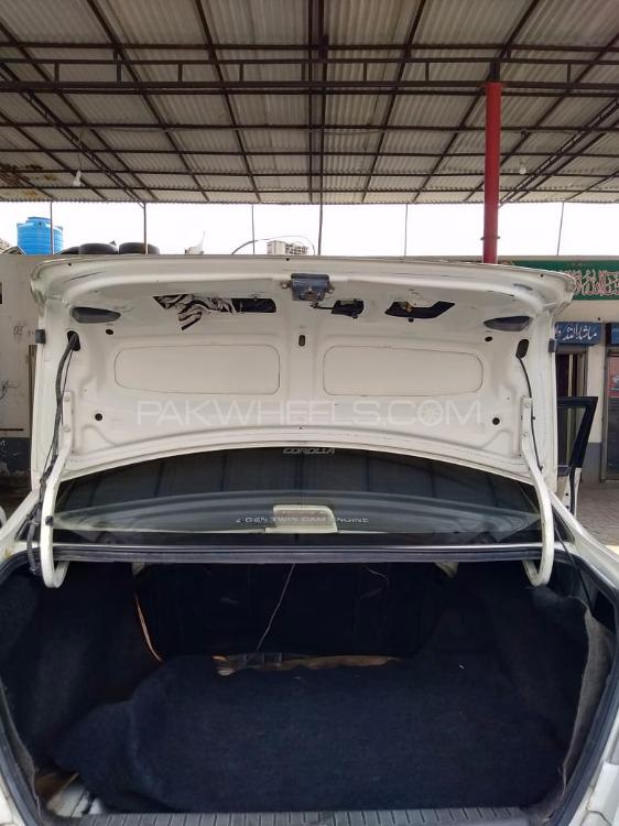 Toyota Corolla 2005 for Sale in Sheikhupura Toyota Corolla 2005 for Sale in Sheikhupura Image-3