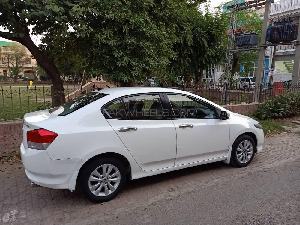 Honda City 2013 for Sale in Lahore Honda City 2013 for Sale in Lahore Image-3