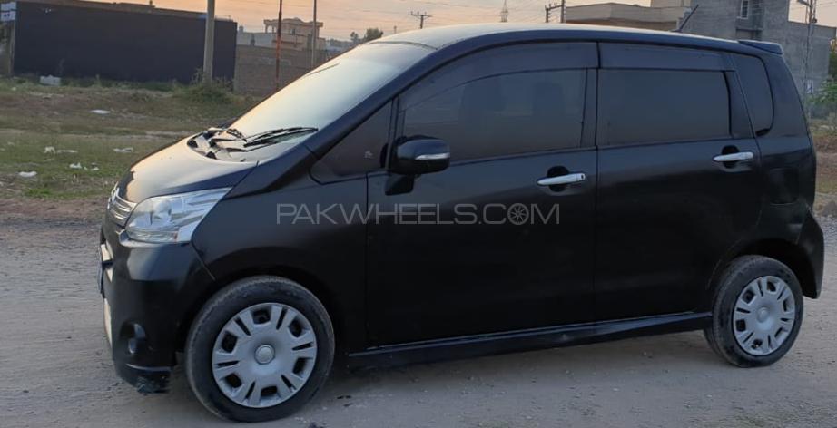 Daihatsu Move 2011 for Sale in Rawalpindi Daihatsu Move 2011 for Sale in Rawalpindi Image-2