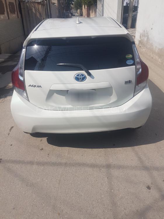 Toyota Aqua 2015 for Sale in Peshawar Toyota Aqua 2015 for Sale in Peshawar Image-12