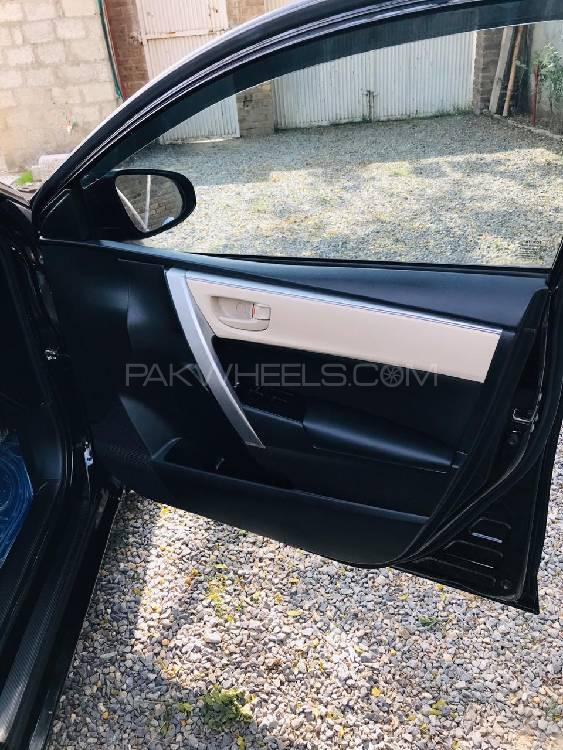 Toyota Corolla 2016 for Sale in Peshawar Toyota Corolla 2016 for Sale in Peshawar Image-3