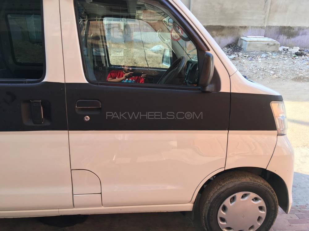ڈائیہاتسو ہائی جیٹ 2013 for Sale in کراچی ڈائیہاتسو ہائی جیٹ 2013 for Sale in کراچی Image-4