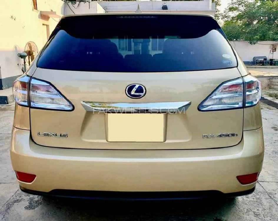 لیکزس آر ایکس سیریز 2009 for Sale in لاہور لیکزس آر ایکس سیریز 2009 for Sale in لاہور Image-4