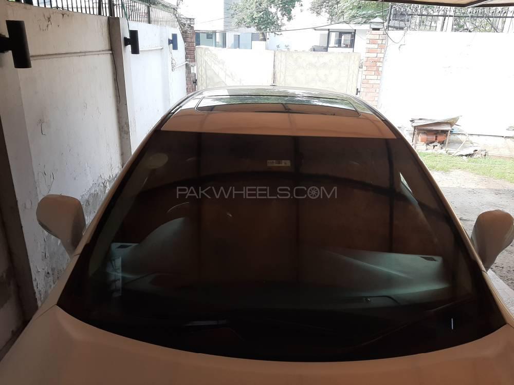 Lexus RX Series 2011 for Sale in Lahore Lexus RX Series 2011 for Sale in Lahore Image-3