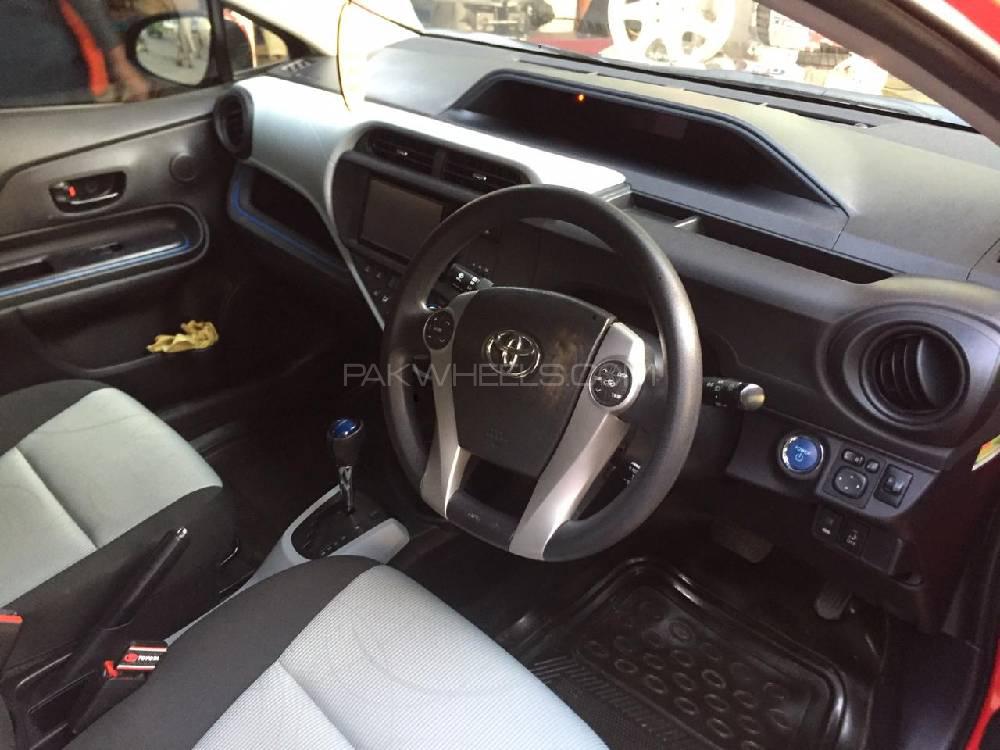 Toyota Aqua 2014 for Sale in Peshawar Toyota Aqua 2014 for Sale in Peshawar Image-3