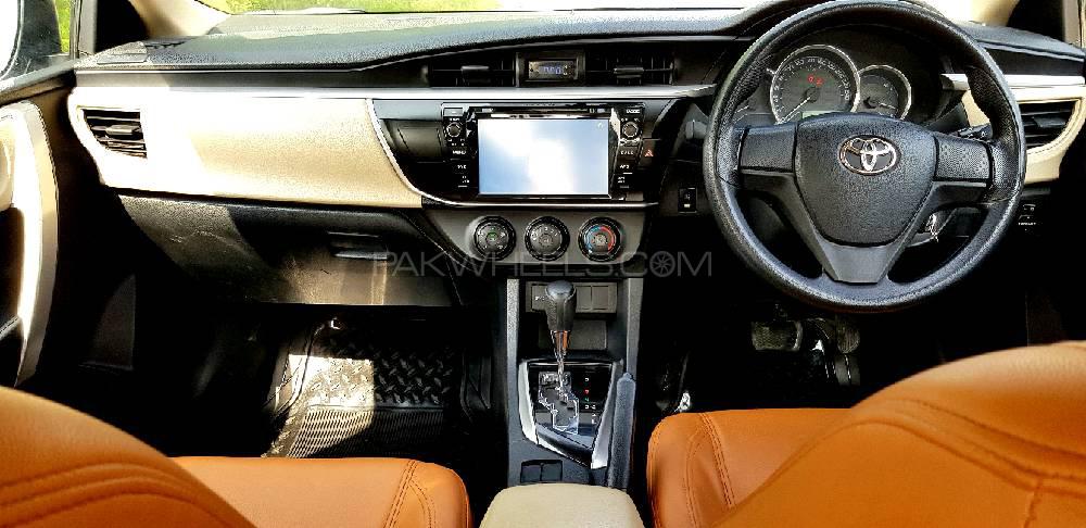 Toyota Corolla 2014 for Sale in Lahore Toyota Corolla 2014 for Sale in Lahore Image-13