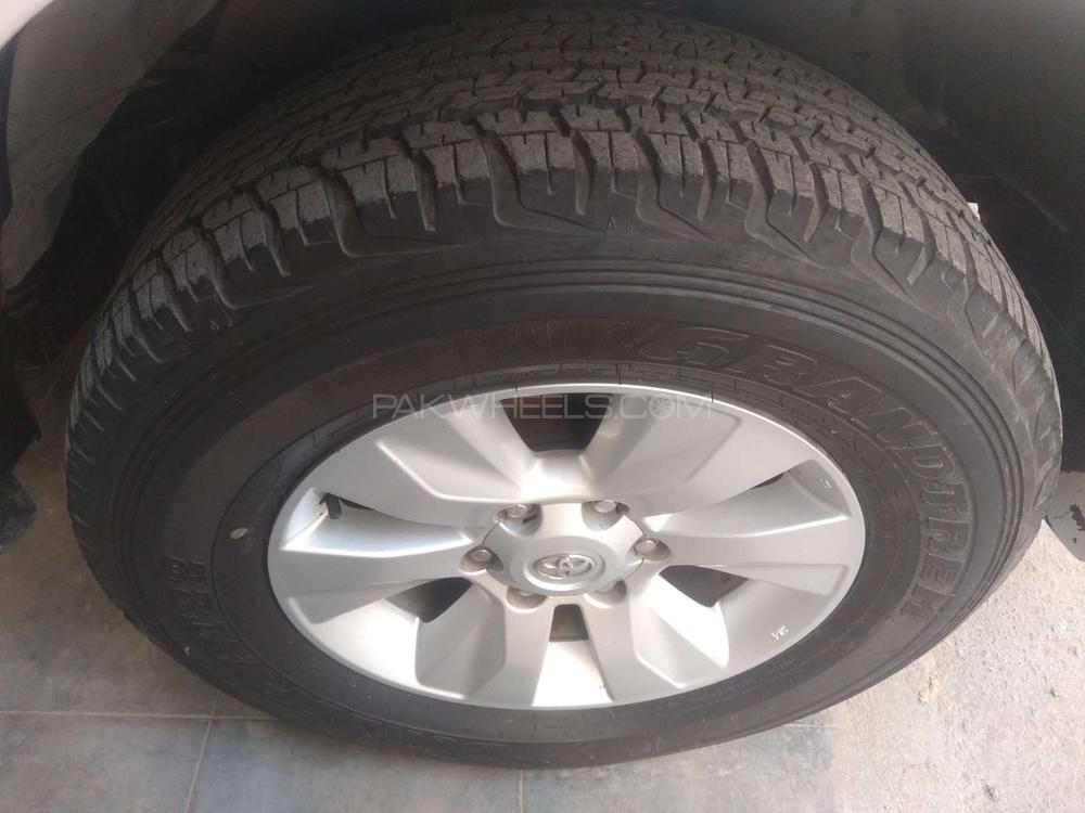 Toyota Hilux 2015 for Sale in Karachi Toyota Hilux 2015 for Sale in Karachi Image-3