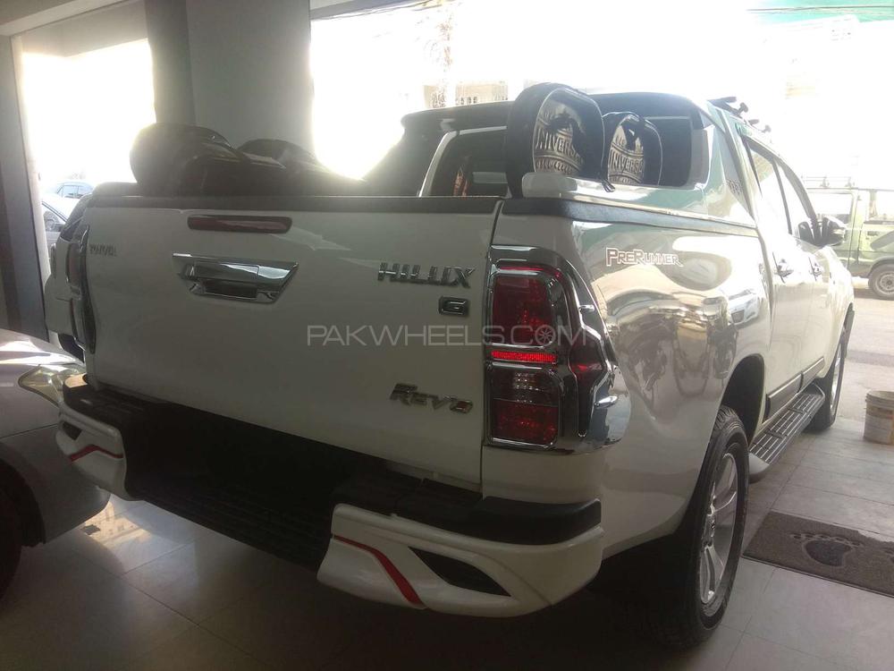 Toyota Hilux 2015 for Sale in Karachi Toyota Hilux 2015 for Sale in Karachi Image-13