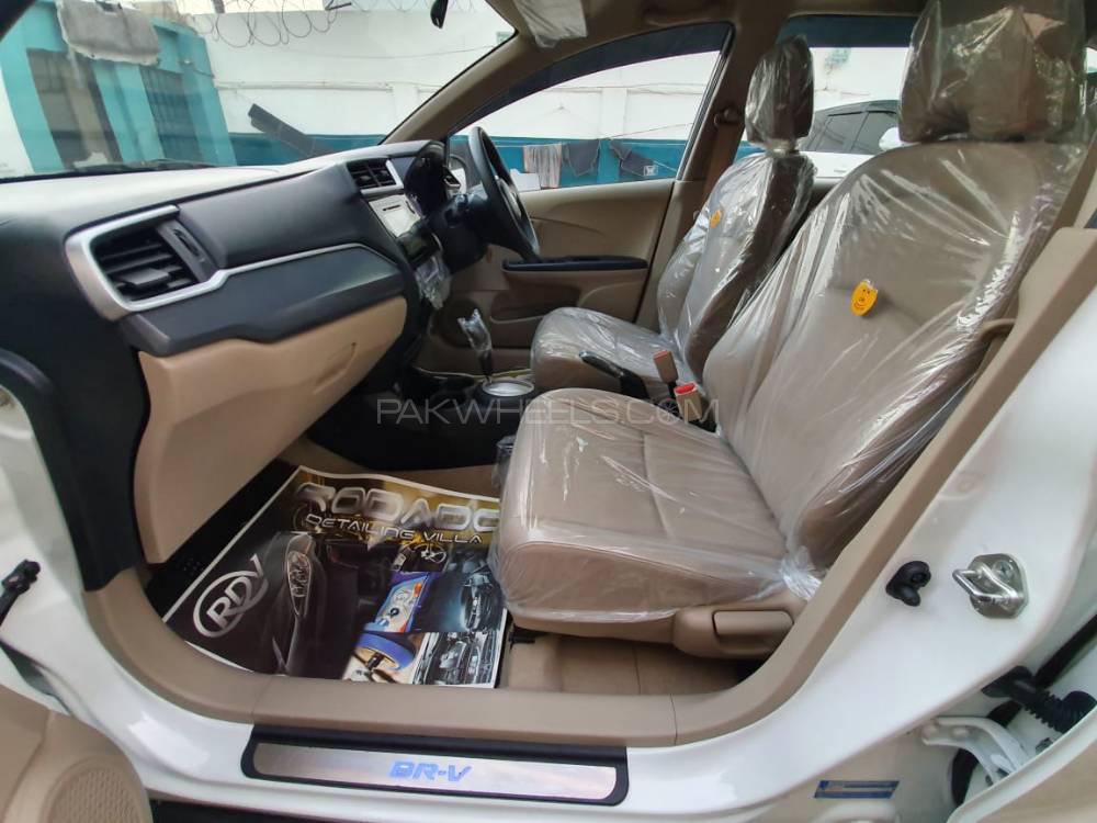 Honda BR-V 2018 for Sale in Karachi Honda BR-V 2018 for Sale in Karachi Image-13