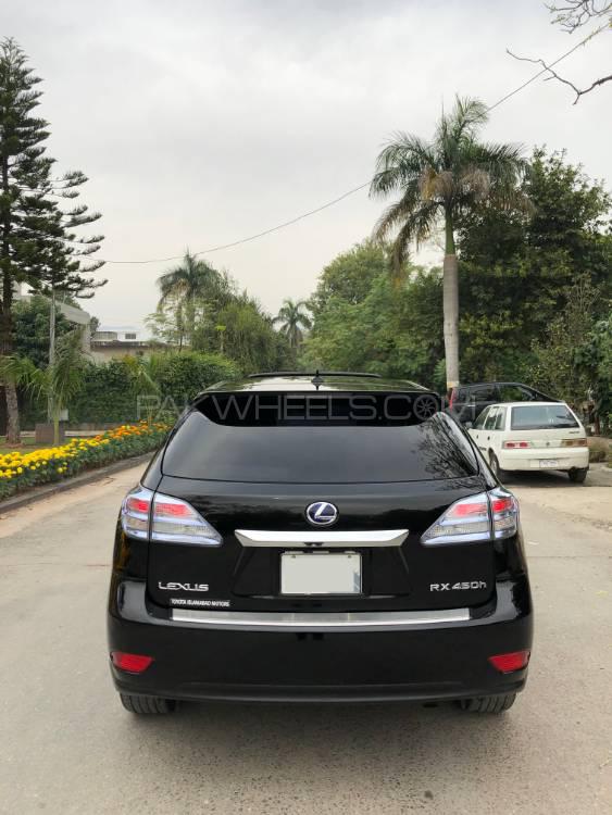 Lexus RX Series 2010 for Sale in Islamabad Lexus RX Series 2010 for Sale in Islamabad Image-4