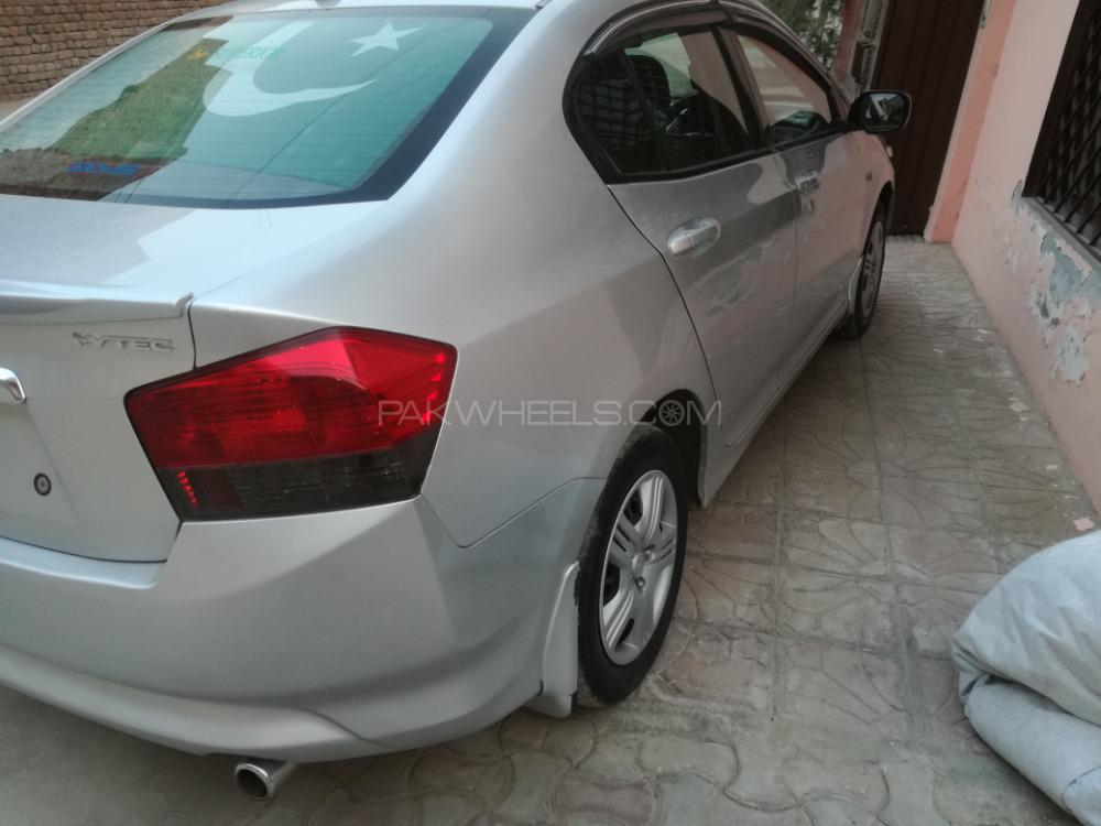 Honda City 2010 for Sale in Rahim Yar Khan Honda City 2010 for Sale in Rahim Yar Khan Image-6