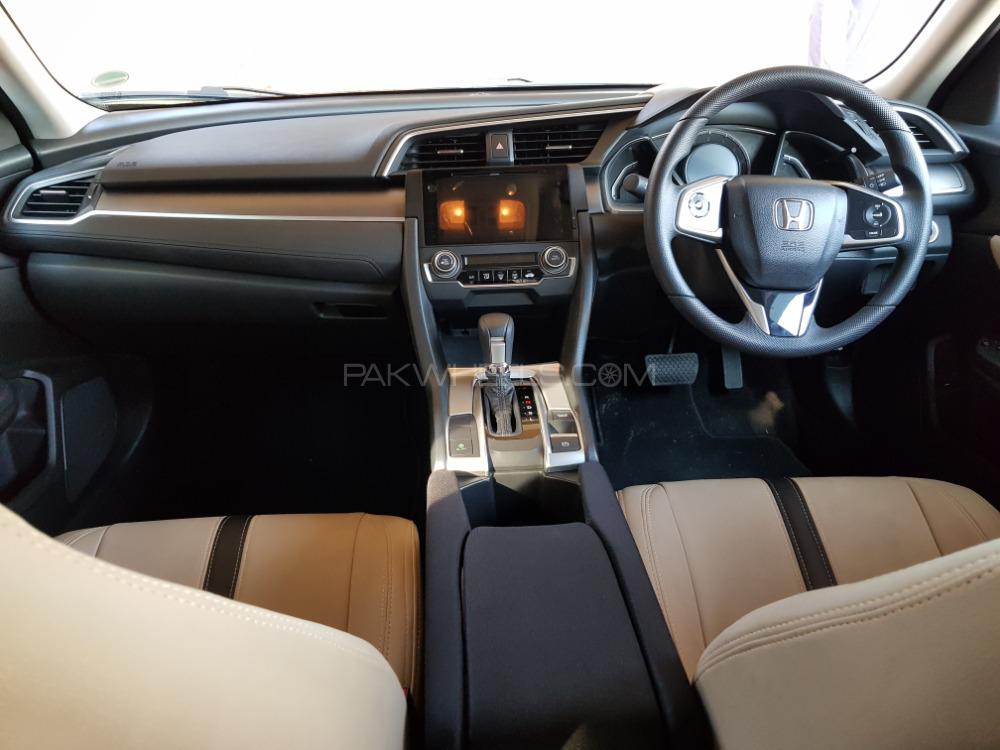 Honda Civic 2016 for Sale in Faisalabad Honda Civic 2016 for Sale in Faisalabad Image-3