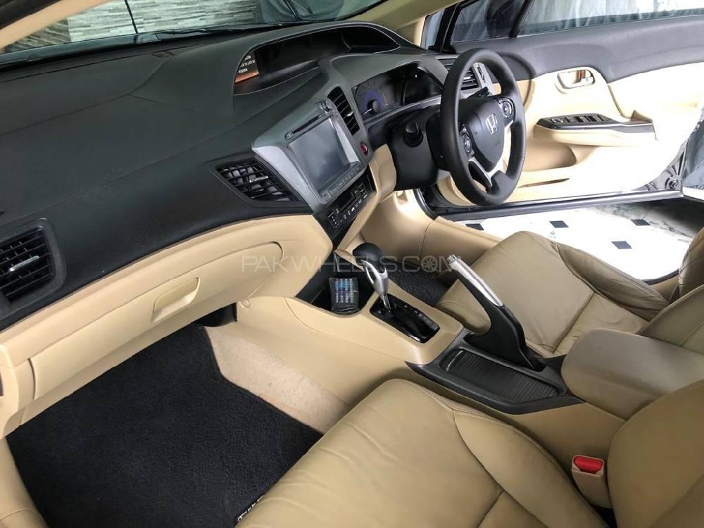 Honda Civic 2014 for Sale in Islamabad Honda Civic 2014 for Sale in Islamabad Image-17