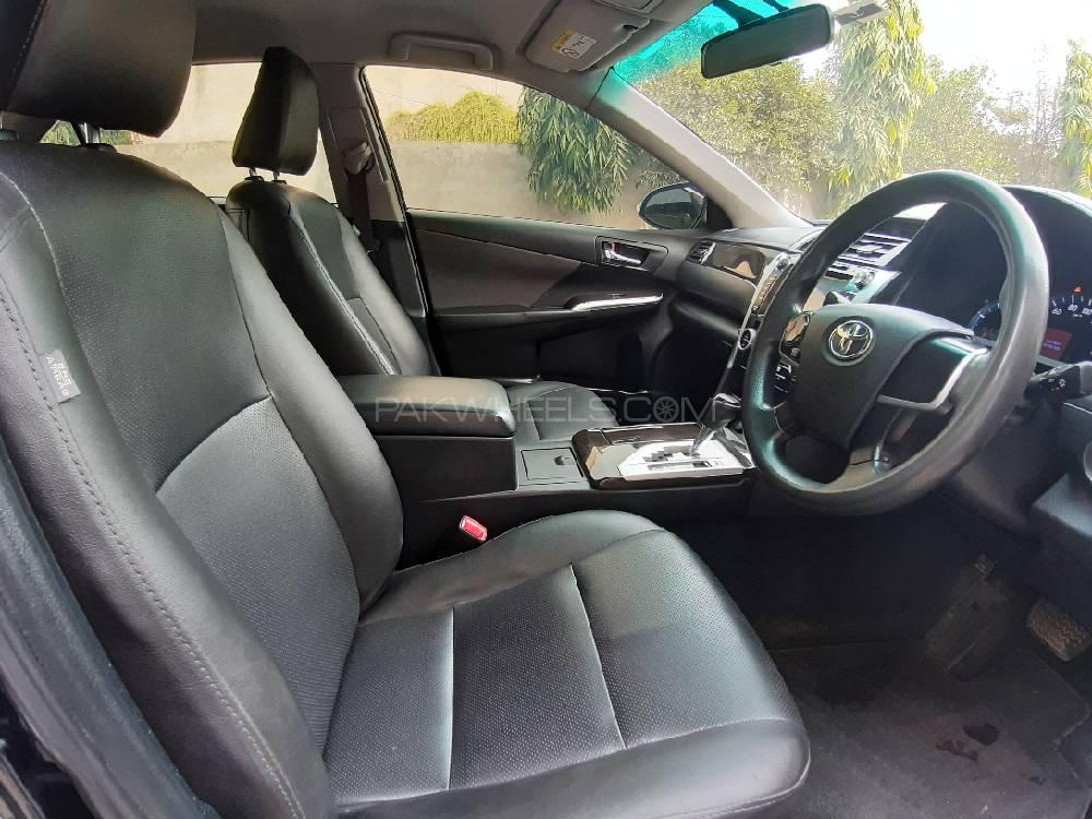 Toyota Camry 2013 for Sale in Lahore Toyota Camry 2013 for Sale in Lahore Image-6