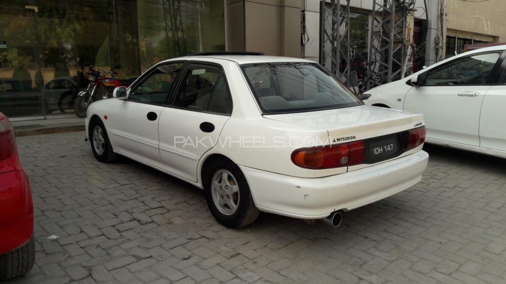 Mitsubishi Lancer - 1995  Mitsubishi Lancer - 1995  Image-4