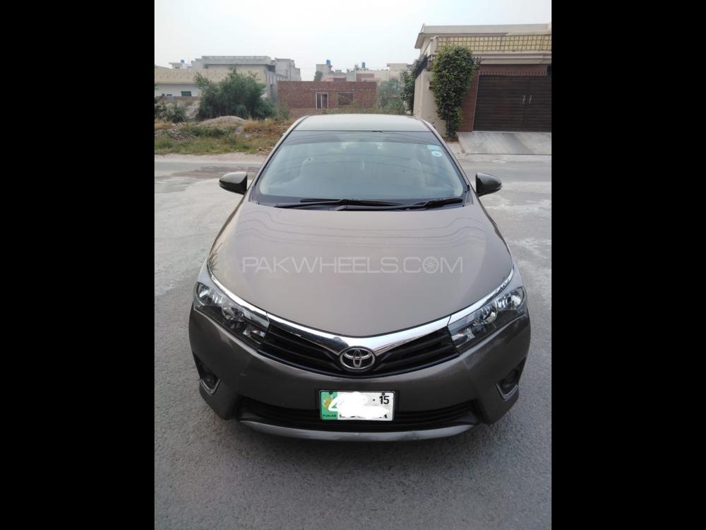 Toyota Corolla 2015 for Sale in Faisalabad Image-1