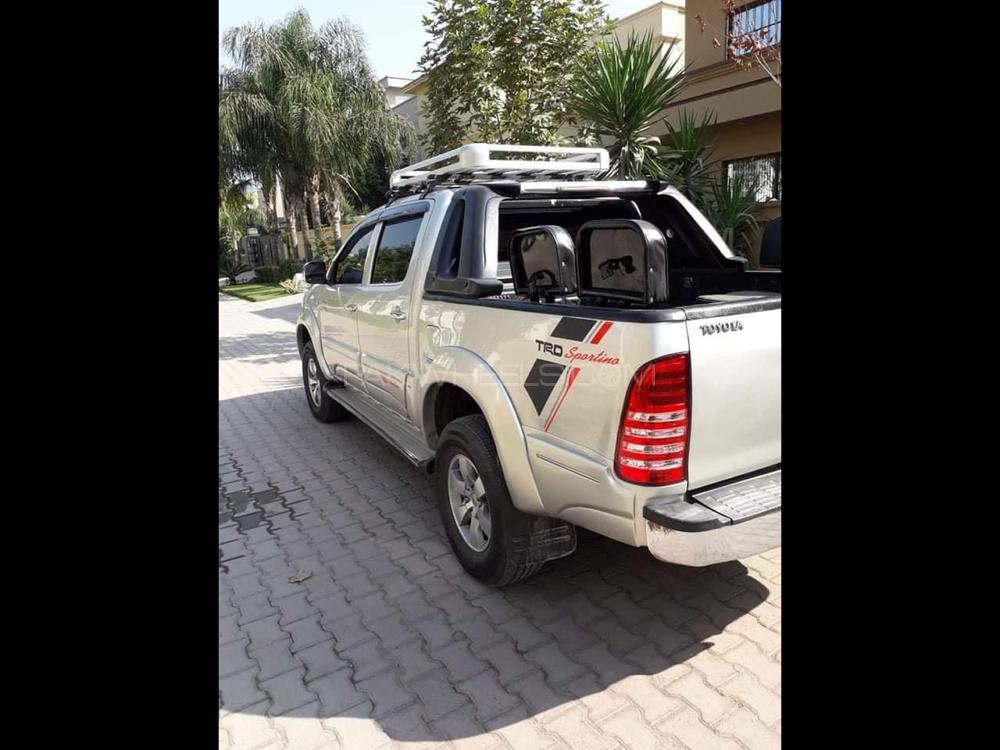 ٹویوٹا ہائیلکس 2004 for Sale in اسلام آباد ٹویوٹا ہائیلکس 2004 for Sale in اسلام آباد Image-2