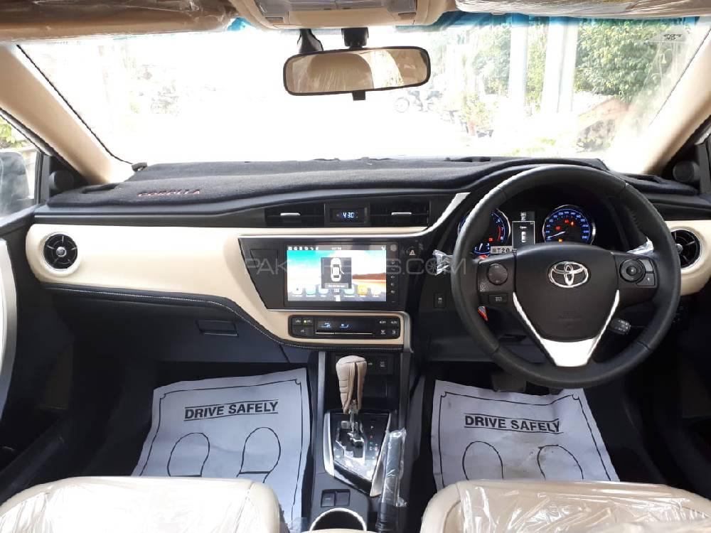 Toyota Corolla 2018 for Sale in Karachi Toyota Corolla 2018 for Sale in Karachi Image-16