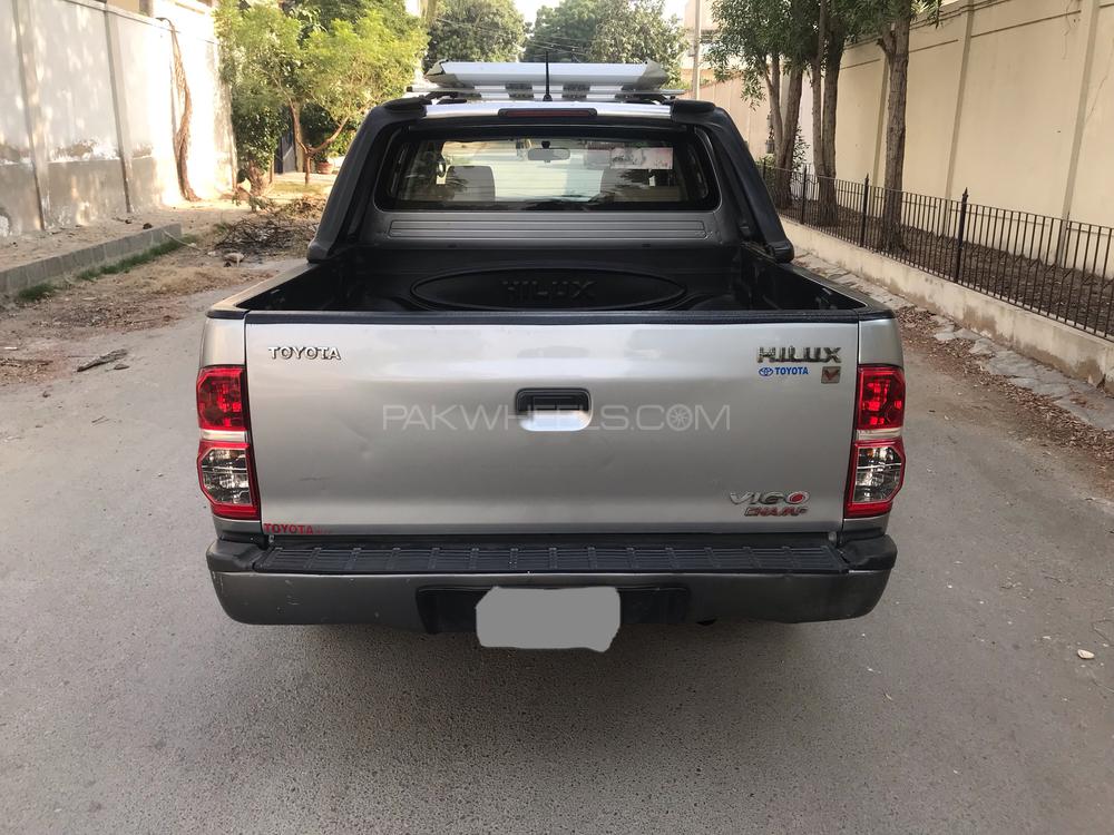Toyota Hilux 2013 for Sale in Karachi Toyota Hilux 2013 for Sale in Karachi Image-5