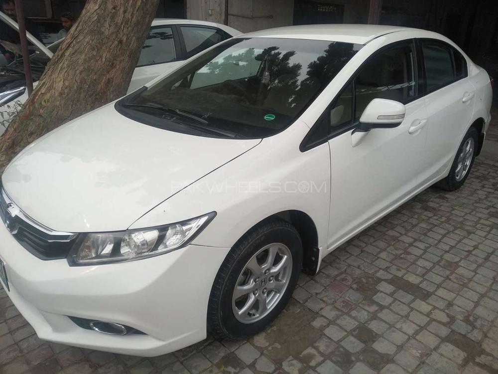 Honda Civic 2015 for Sale in Bahawalpur Honda Civic 2015 for Sale in Bahawalpur Image-3