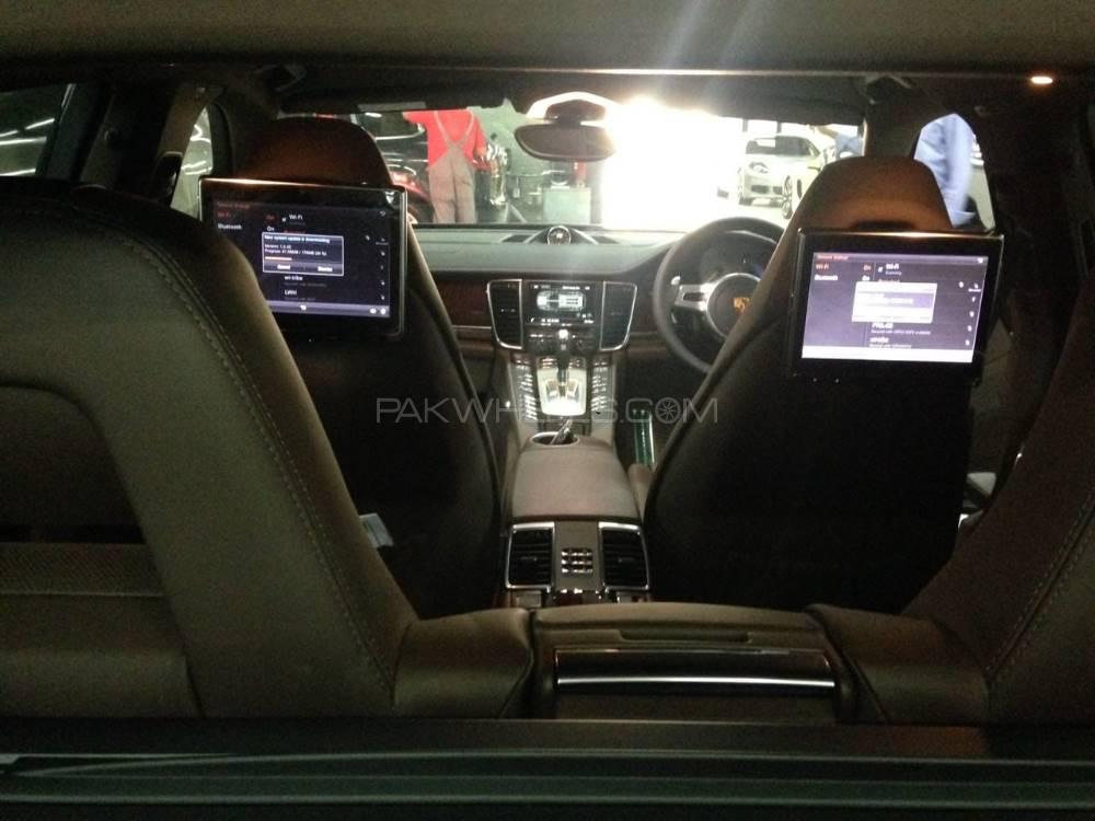 Porsche Panamera 2016 for Sale in Lahore Porsche Panamera 2016 for Sale in Lahore Image-5