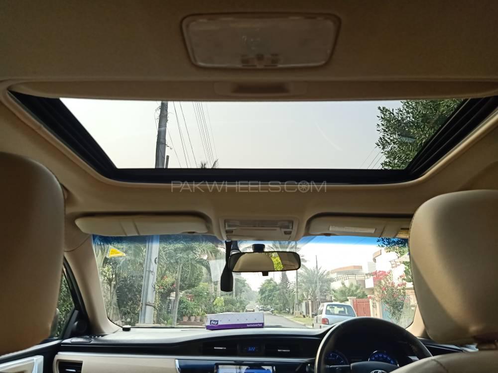 Toyota Corolla 2014 for Sale in Karachi Toyota Corolla 2014 for Sale in Karachi Image-8