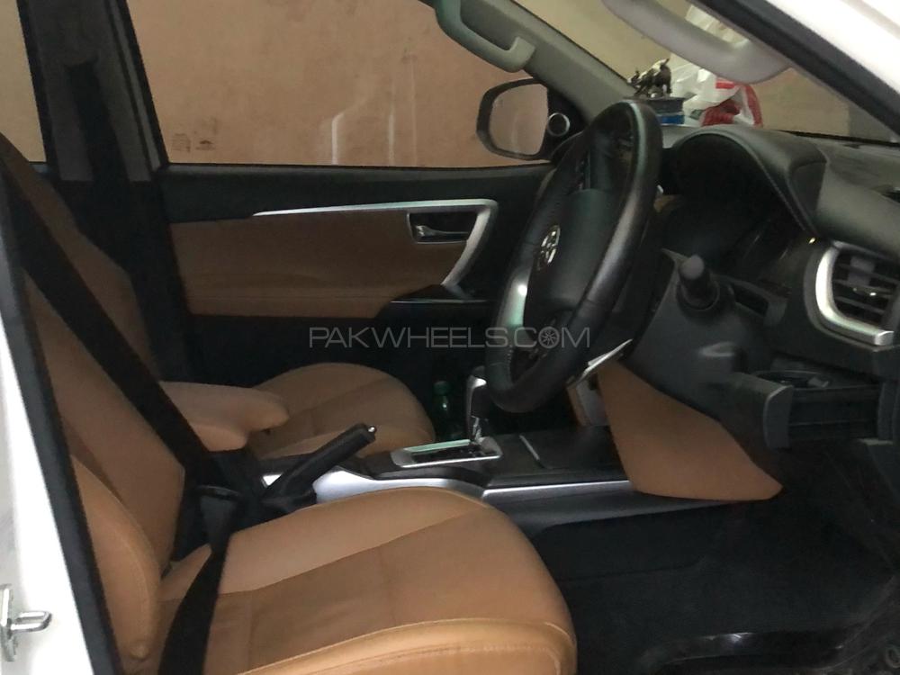 Toyota Fortuner 2019 for Sale in Lahore Toyota Fortuner 2019 for Sale in Lahore Image-5