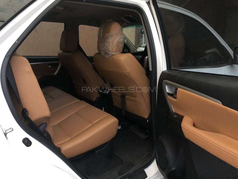 Toyota Fortuner 2019 for Sale in Lahore Toyota Fortuner 2019 for Sale in Lahore Image-6