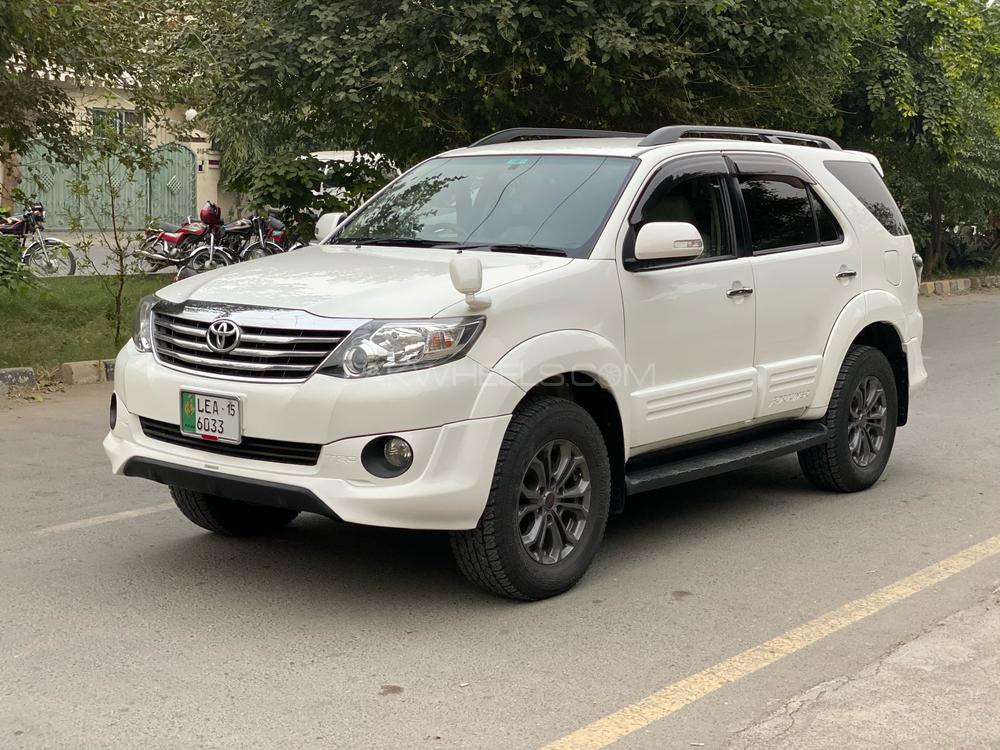 Toyota Fortuner 2015 for Sale in Lahore Toyota Fortuner 2015 for Sale in Lahore Image-5