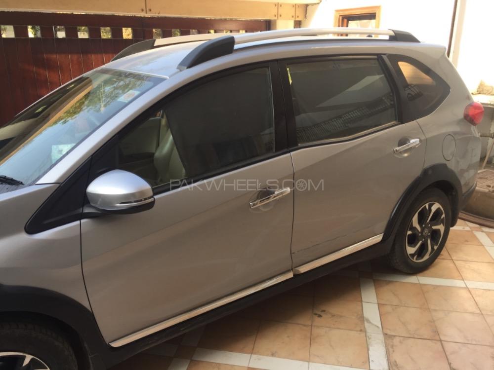 Honda BR-V 2017 for Sale in Karachi Honda BR-V 2017 for Sale in Karachi Image-3