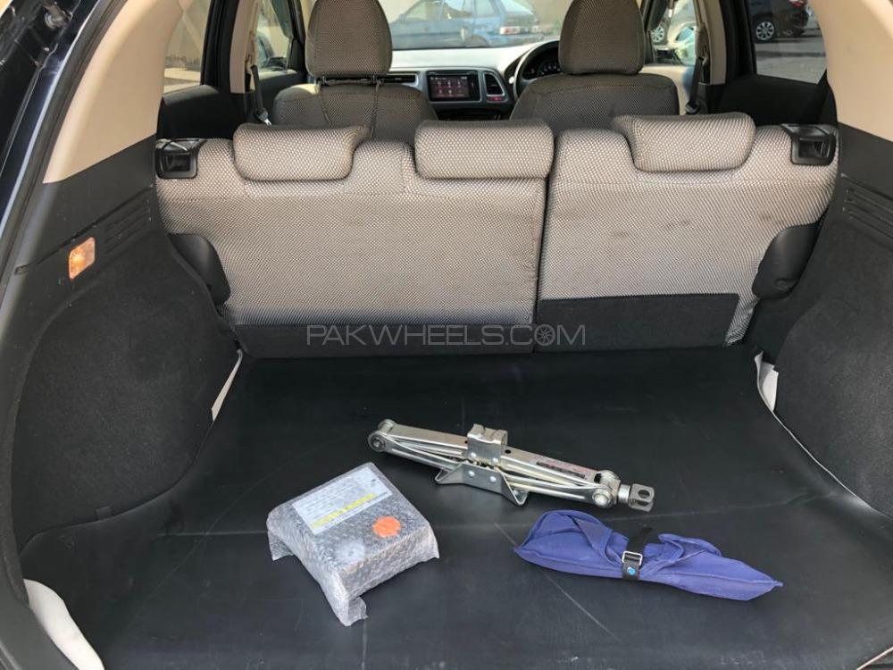 Honda Vezel 2014 for Sale in Islamabad Honda Vezel 2014 for Sale in Islamabad Image-6