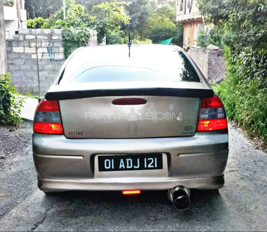 KIA Spectra - 2001  KIA Spectra - 2001  Image-6