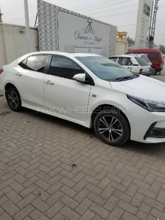 Toyota Corolla 2018 for Sale in Peshawar Toyota Corolla 2018 for Sale in Peshawar Image-9