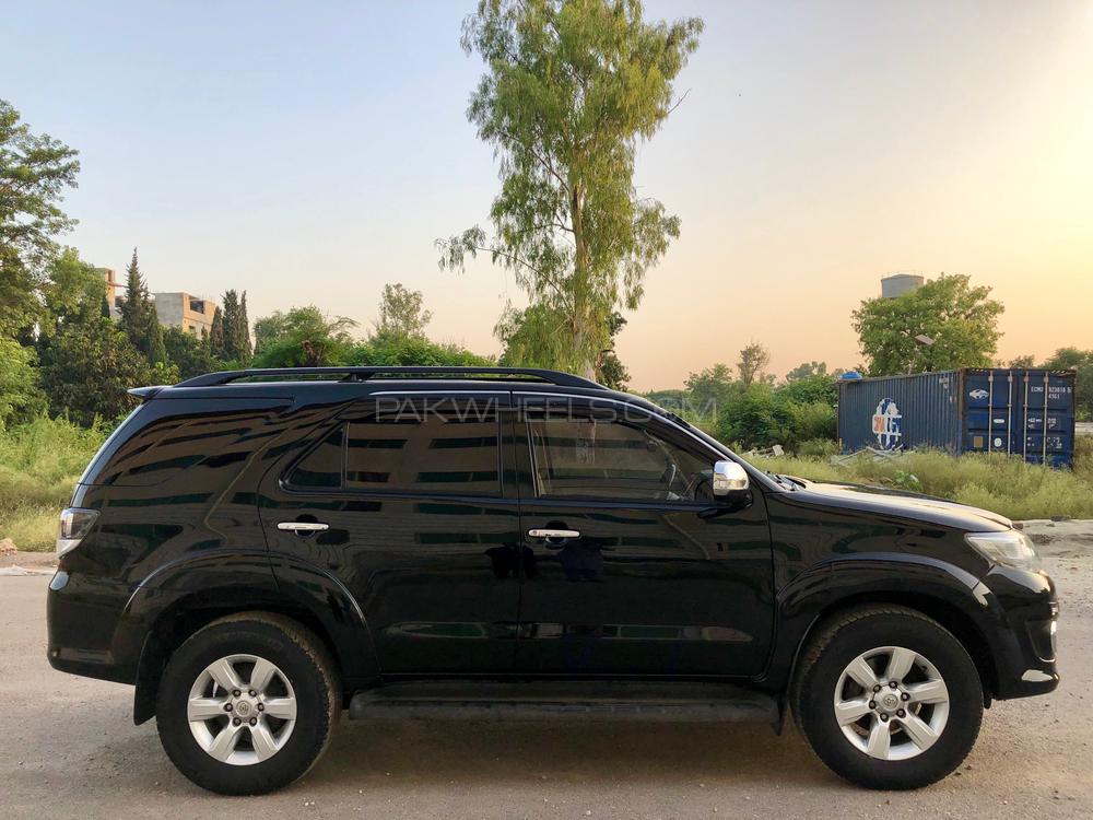Toyota Fortuner 2013 for Sale in Rawalpindi Toyota Fortuner 2013 for Sale in Rawalpindi Image-6