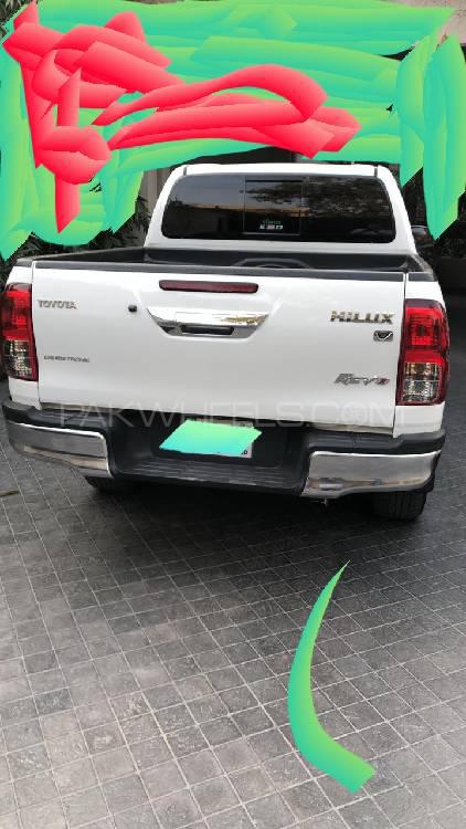 Toyota Hilux 2017 for Sale in Lahore Toyota Hilux 2017 for Sale in Lahore Image-3