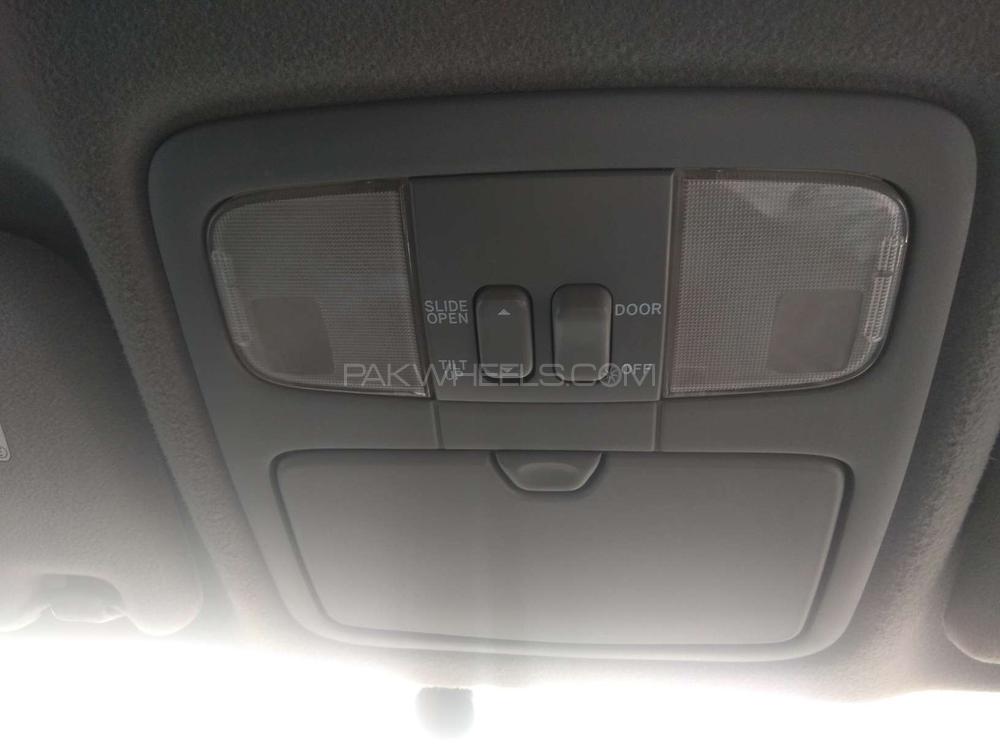 Toyota Prado 2008 for Sale in Karachi Toyota Prado 2008 for Sale in Karachi Image-9