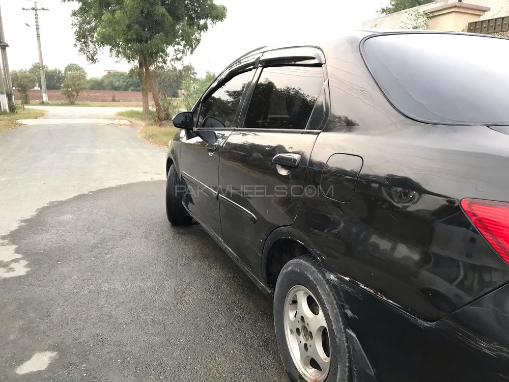 Honda City 2005 for Sale in Lahore Honda City 2005 for Sale in Lahore Image-16