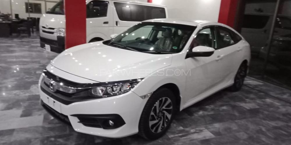 Honda Civic 2019 for Sale in Sahiwal Honda Civic 2019 for Sale in Sahiwal Image-3